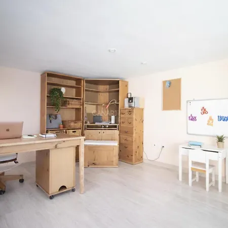 Semesterbostad La Marieta *