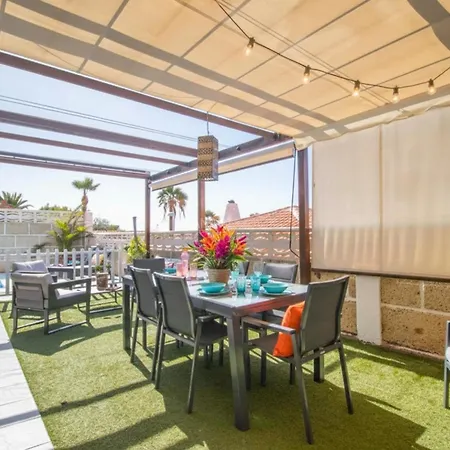 La Marieta 펜션 칼라오살바헤